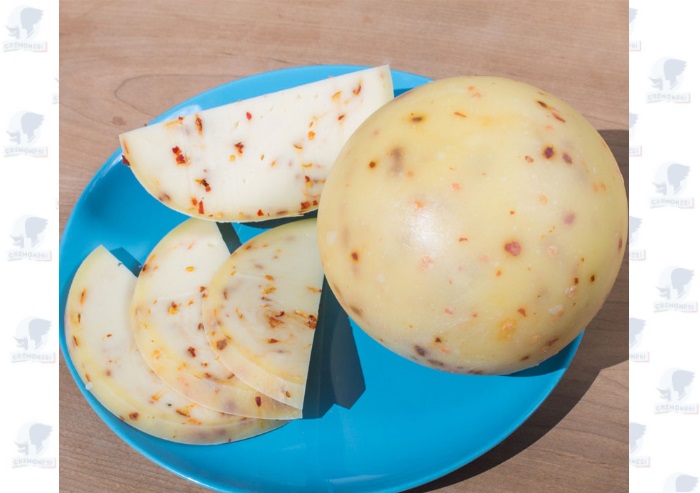 Caciocavallo Pugliese al peperoncino